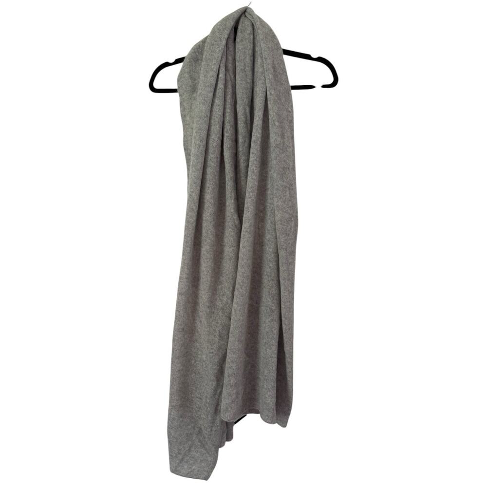 NWT Bloomingdale’s 100% Cashmere Scarf Shawl Light Gray Multi Wear 84x38